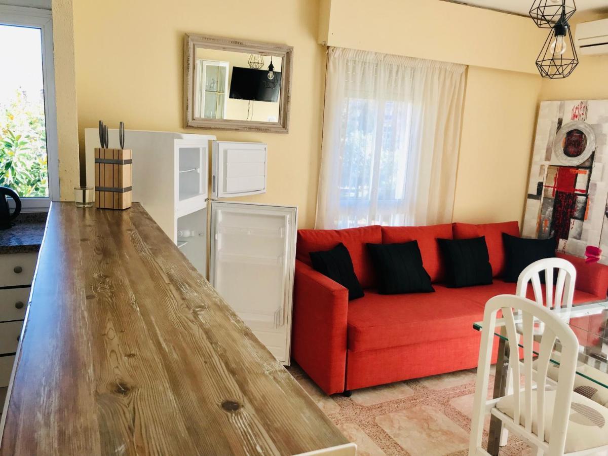 Apartamento Con Aire Acondicionado+jardín Y Piscina Apartamento